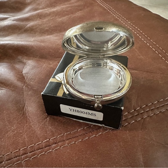 Vintage pill box - Picture 6 of 6